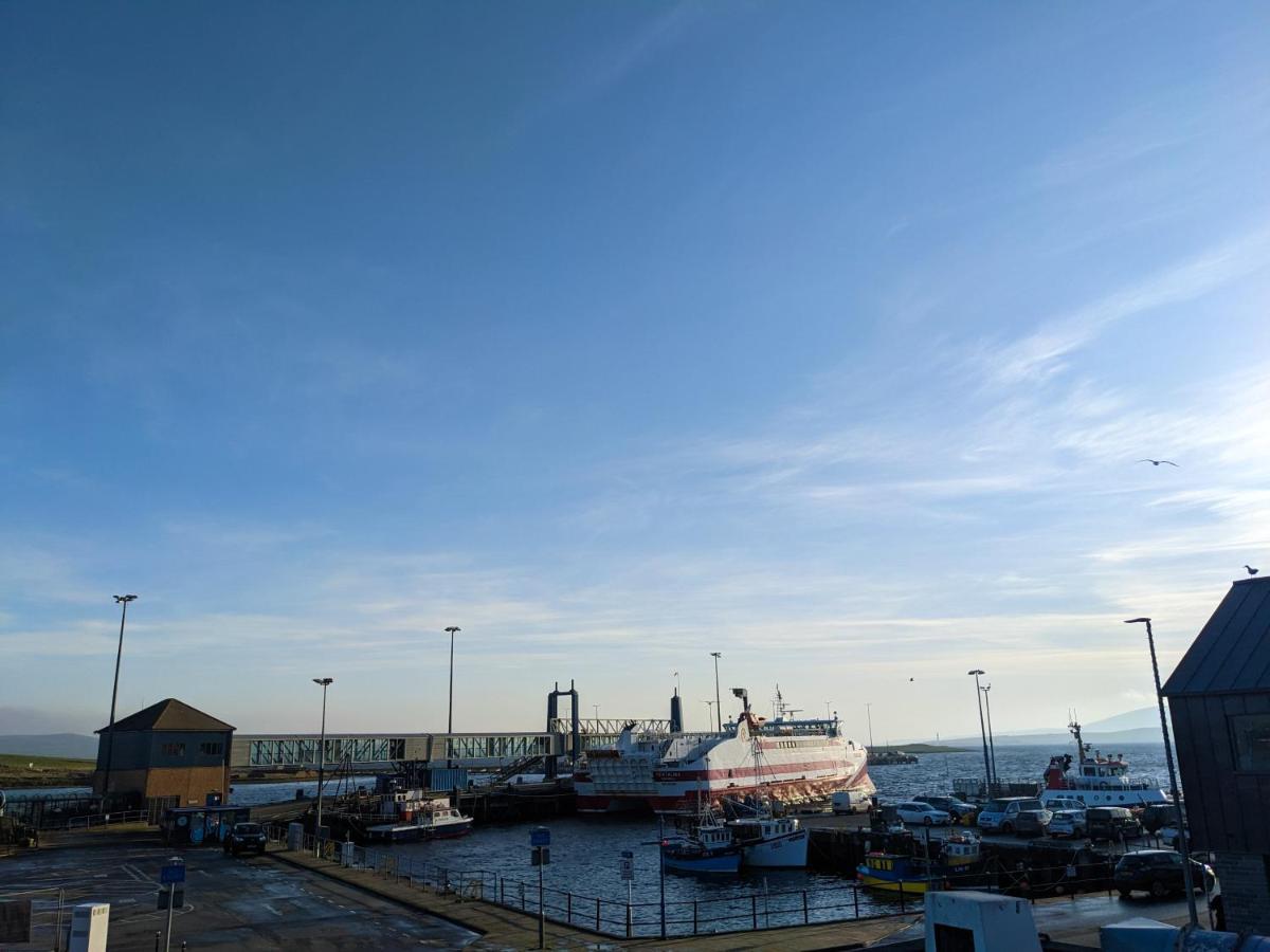 Ferry 3* Stromness